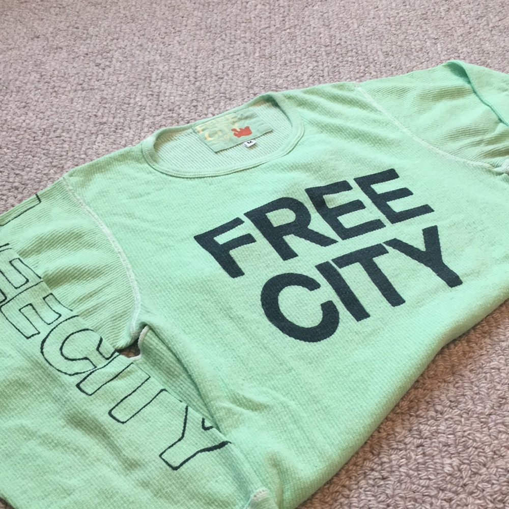 Free City vintage thermal (M)